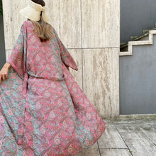 Load image into Gallery viewer, INDY Pink kaftan ( sold out )
